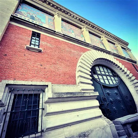 Aux Clefs Des Sacres: Historic In City Center *