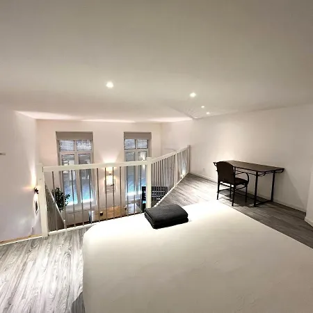 Apartmán Aux Clefs Des Sacres - Dans Un Particulier Situe Rue Du Marc - - Hyper Centre Forum Mairie Boulingrin *