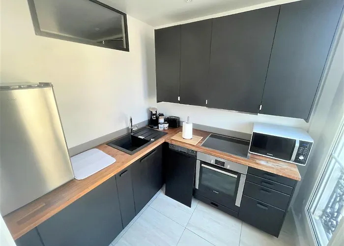 Aux Clefs Des Sacres - Dans Un Particulier Situe Rue Du Marc - - Hyper Centre Forum Mairie Boulingrin Lägenhet