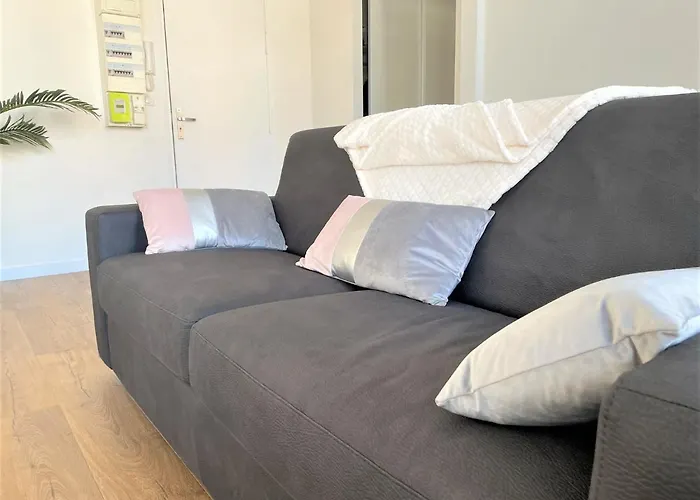 Aux Clefs Des Sacres - Dans Un Particulier Situe Rue Du Marc - - Hyper Centre Forum Mairie Boulingrin Lägenhet *