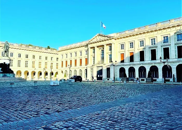 Aux Clefs Des Sacres - Dans Un Particulier Situe Rue Du Marc - - Hyper Centre Forum Mairie Boulingrin 公寓