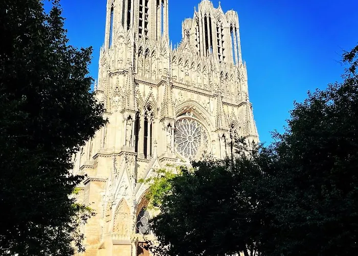 Aux Clefs Des Sacres - Dans Un Particulier Situe Rue Du Marc - - Hyper Centre Forum Mairie Boulingrin * 兰斯