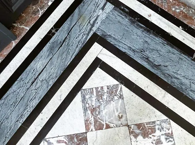 Lägenhet Aux Clefs Des Sacres - Dans Un Particulier Situe Rue Du Marc - - Hyper Centre Forum Mairie Boulingrin Reims